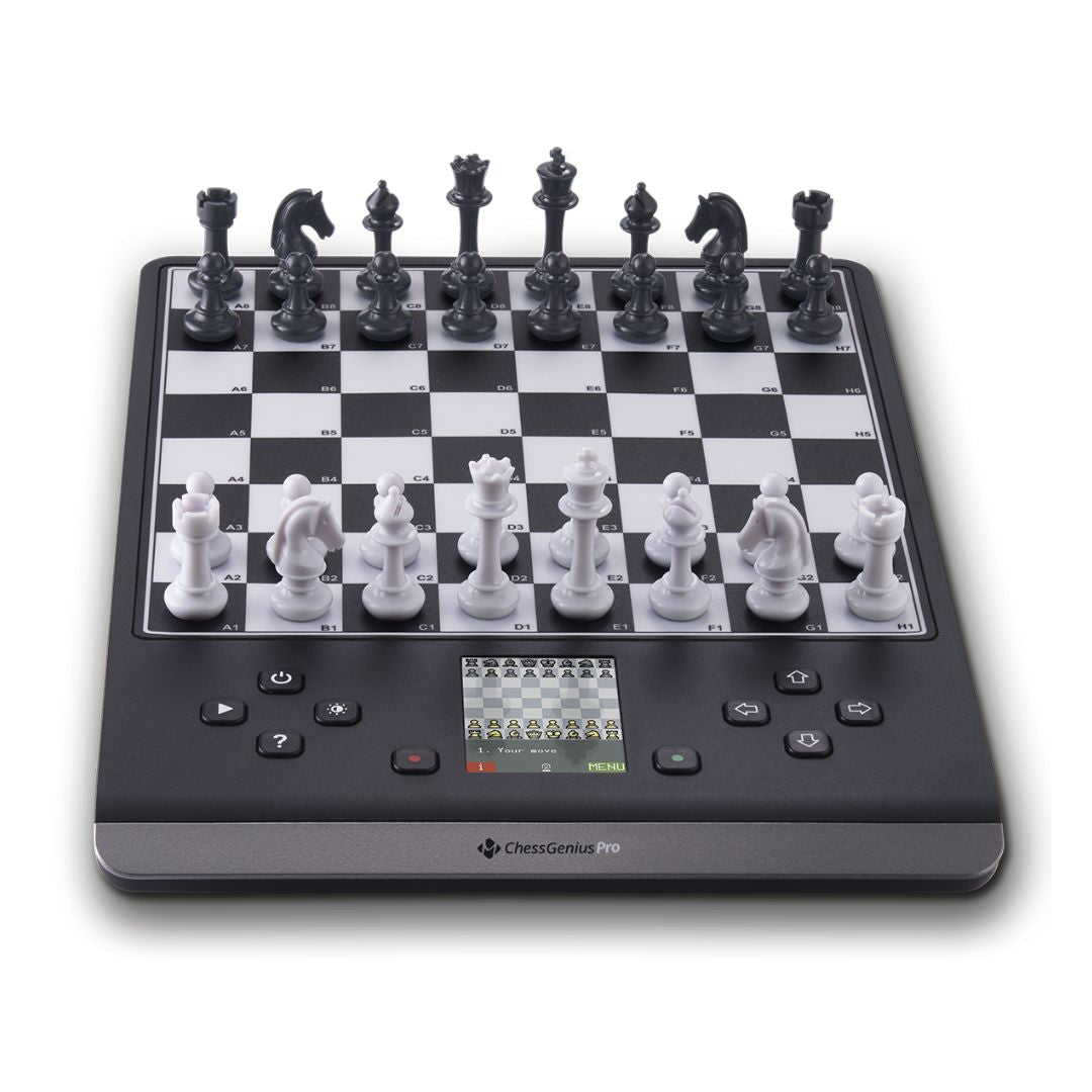 Schackdatorn Chess Genius Pro är den senaste schackdatorn från det starka schackmärket Millennium.