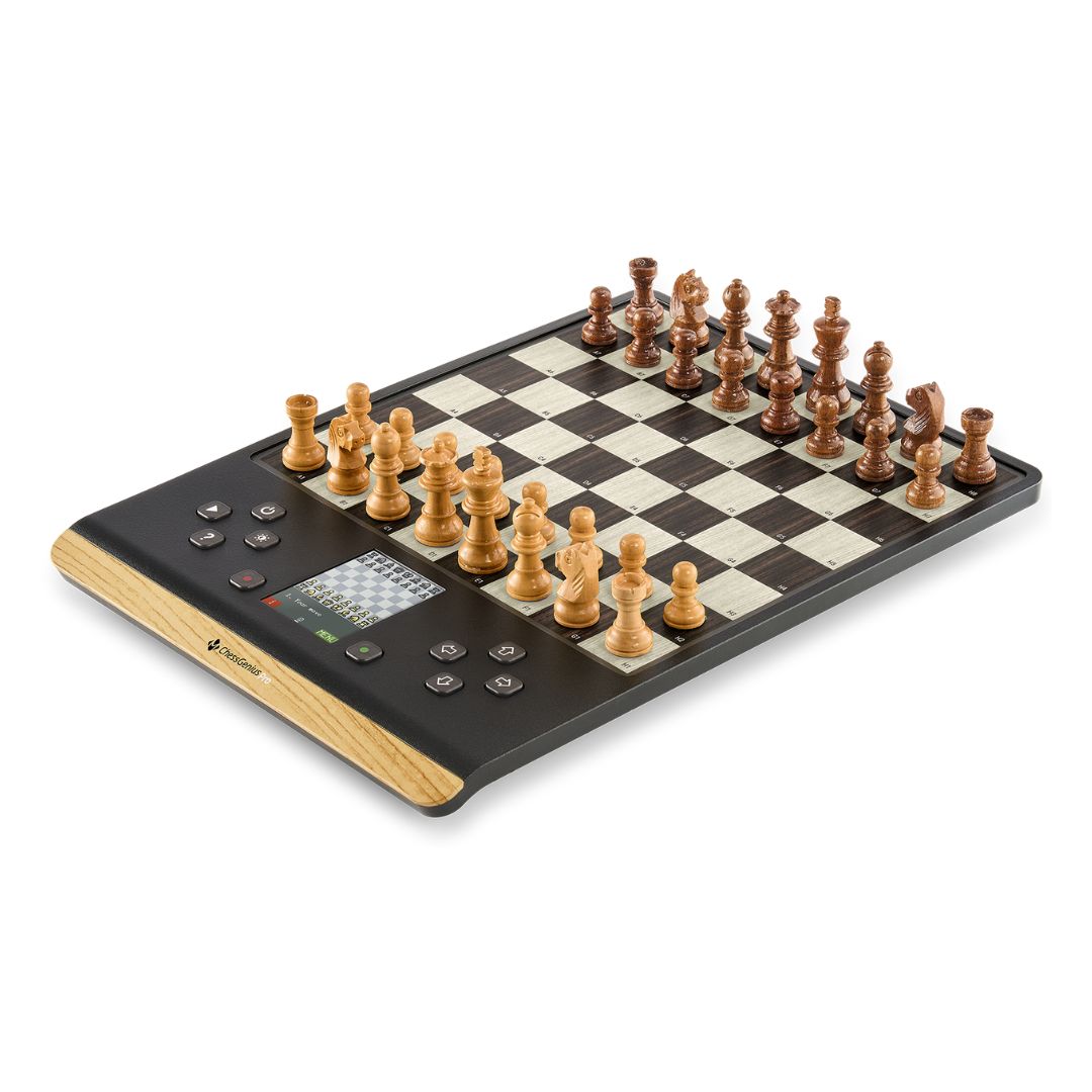 Schackdatorns spelplan på 20x20 cm med inbyggda sensorer