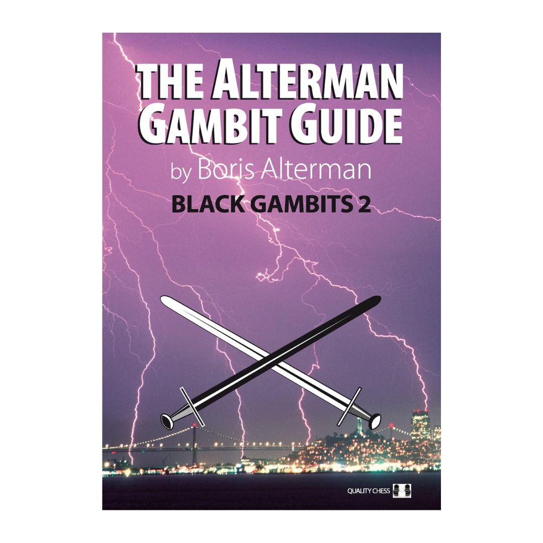 En lila himmel med blixtar över en stad och korsande svärdsklingor som omslag till en schackbok om gambiter med de svarta schackpjäserna