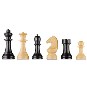Premium träschackpjäser i klassisk design från DGTs officiella schackbräde för FIDE-mästerskap, exklusivt hos Schackshoppen.