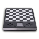 Schackbrädet tillhörande schackdatorn Milennium Chess Genius Pro. Säljs i schackbutiken – en del av Dansk Skoleskak.