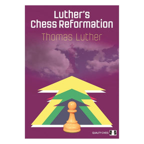 Luthers Schackreformation bok med schackspelstema och träschackpjäs på omslag.