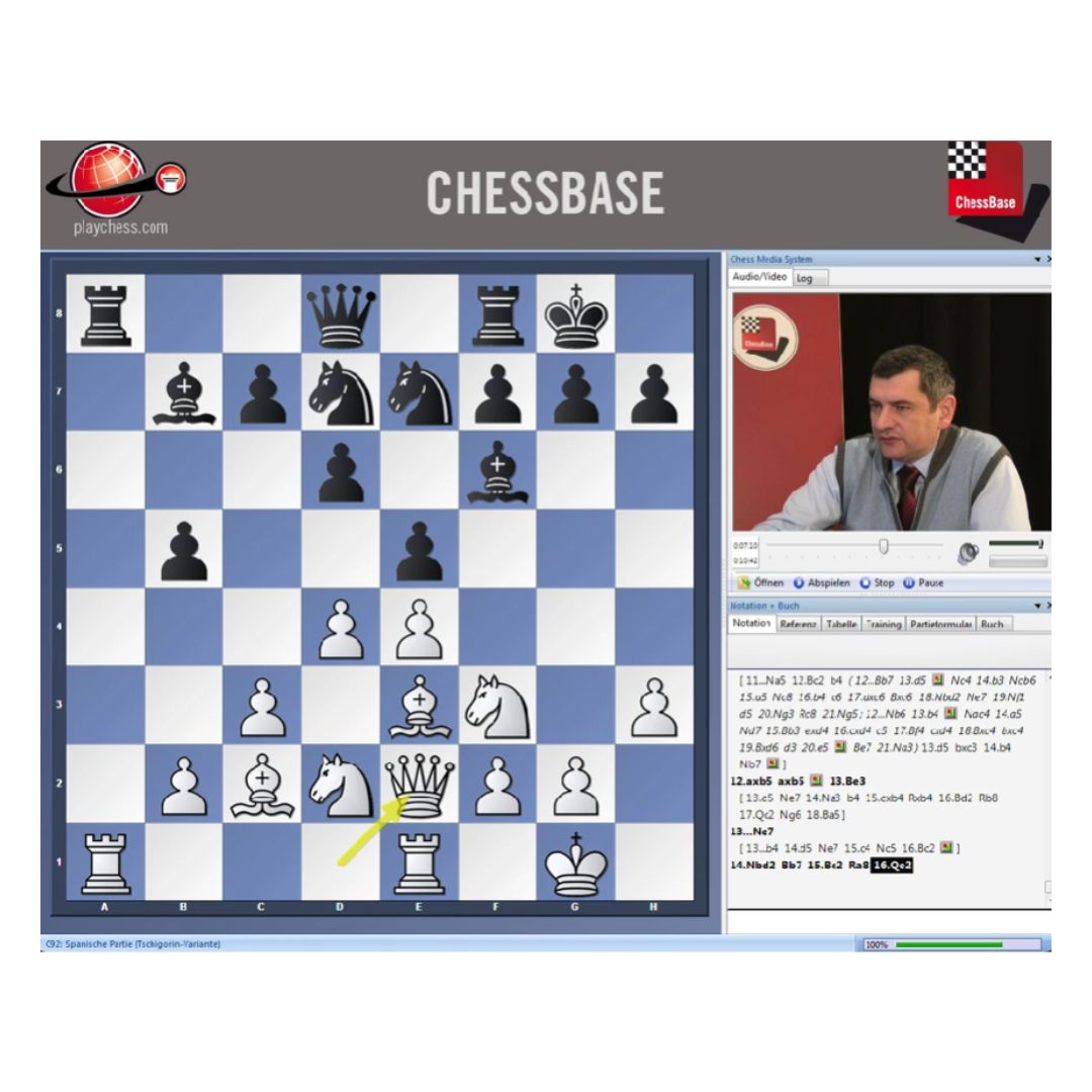 På denna DVD visar Viktor Bologan ett drag med drottningen till e2 i en huvudvariant i spansk öppning med de vita schackpjäserna.