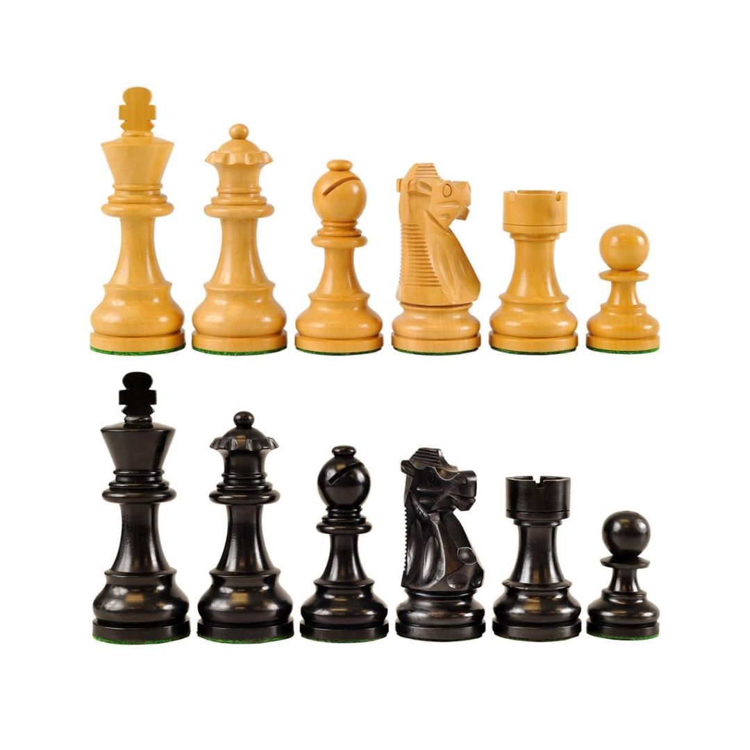 SCHACKPJÄSER I TRÄ